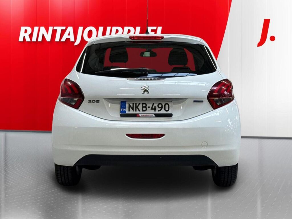 Peugeot 208 2016 Valkoinen