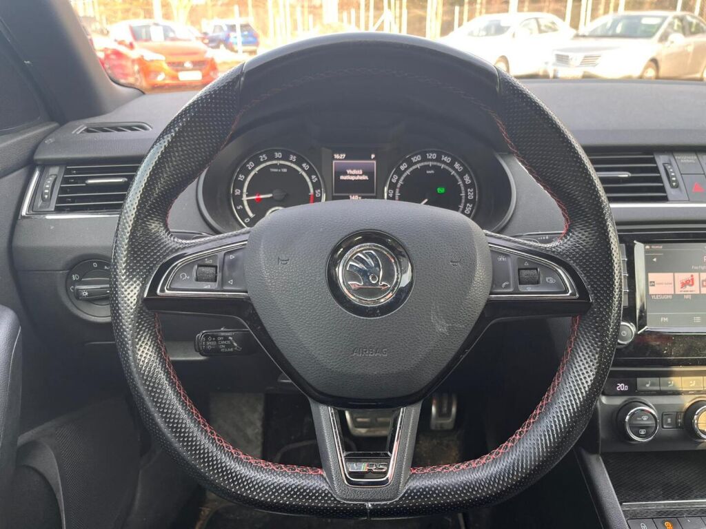 Skoda Octavia 2015 Sininen