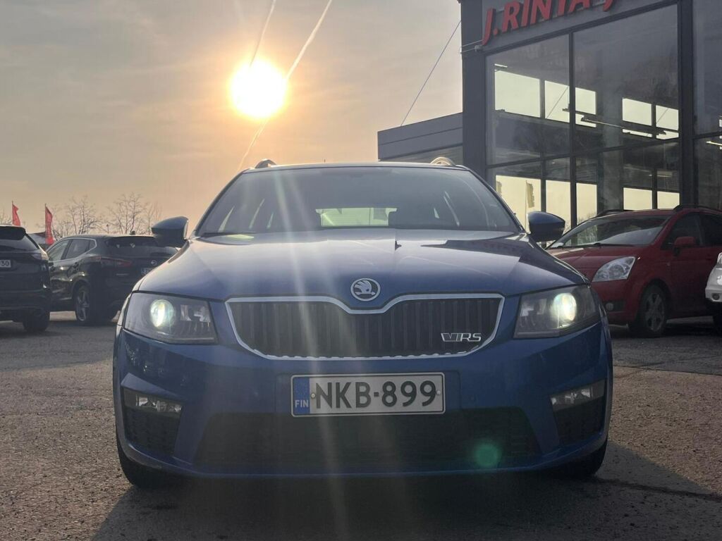 Skoda Octavia 2015 Sininen