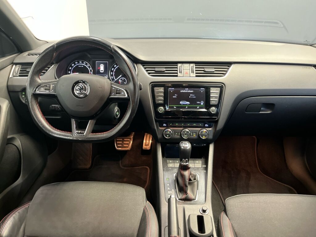 Skoda Octavia 2015 Sininen