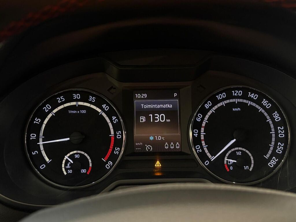 Skoda Octavia 2015 Sininen