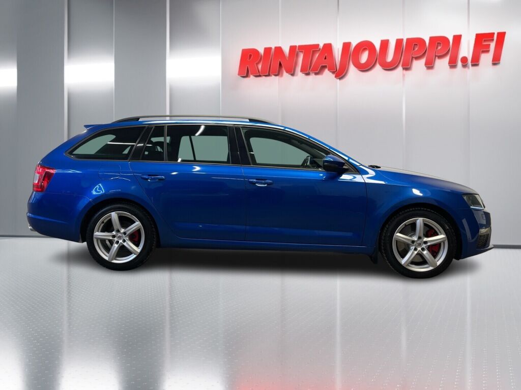 Skoda Octavia 2015 Sininen