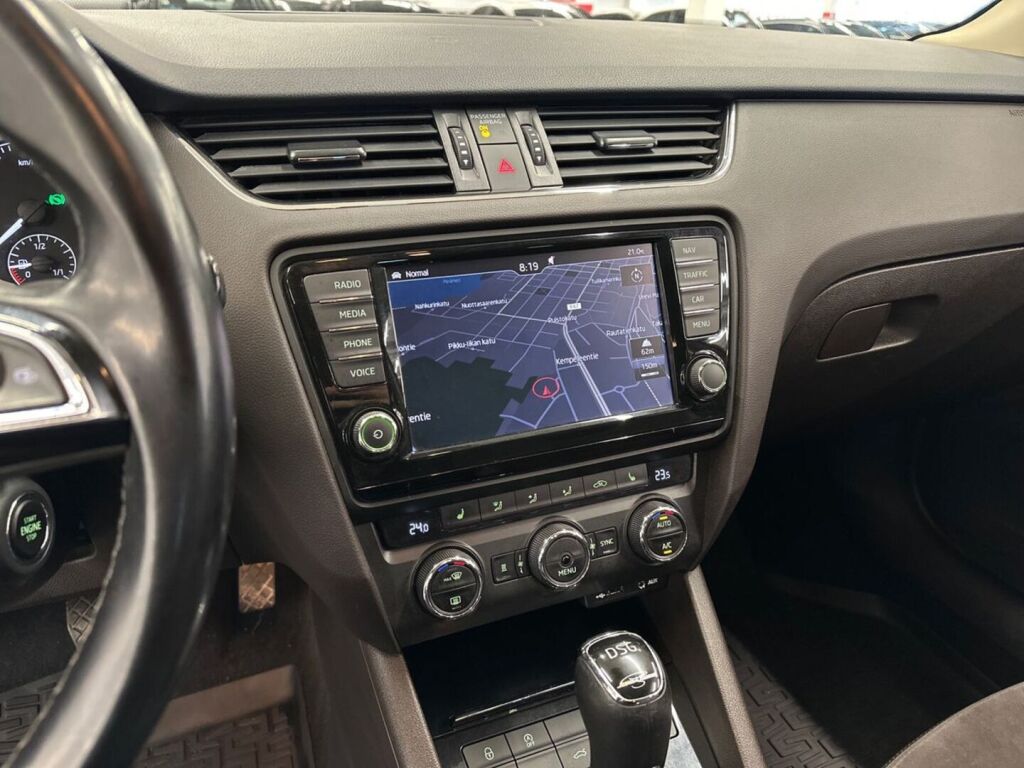Skoda Octavia 2016 Ruskea (beige)