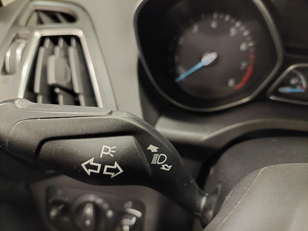 Ford Grand C-Max 2016 Valkoinen