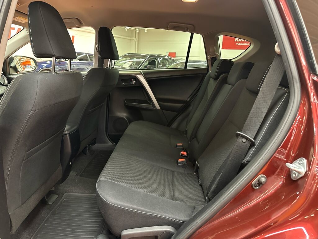 Toyota RAV4 2016 Punainen