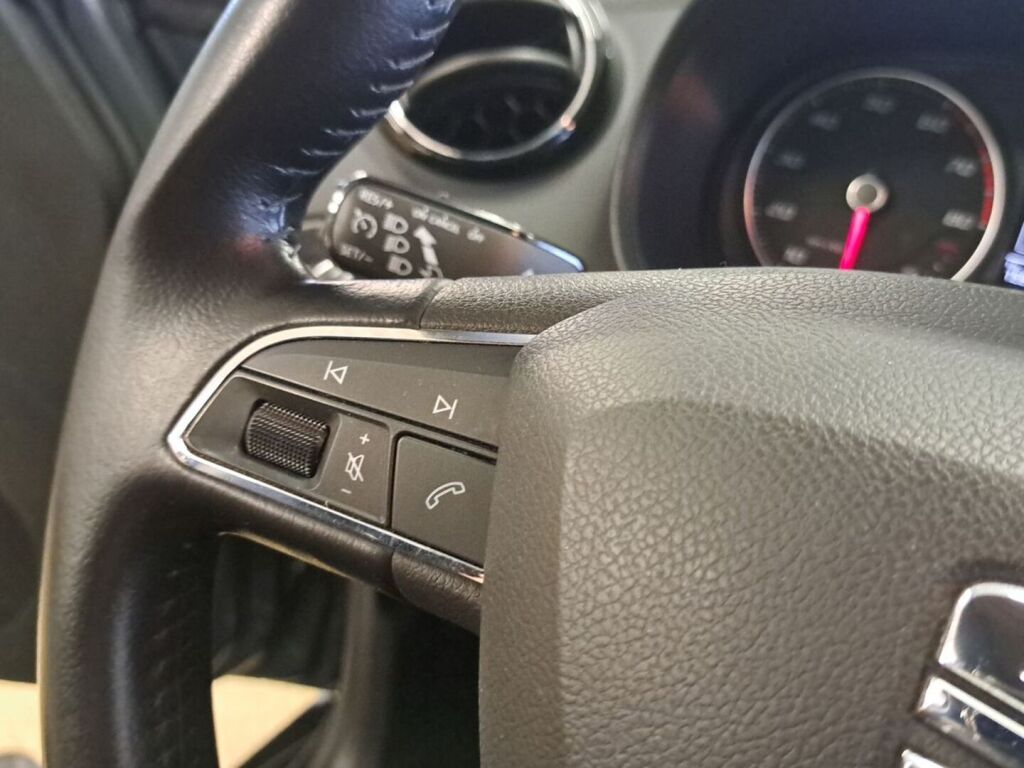 Seat Ibiza ST 2016 Harmaa