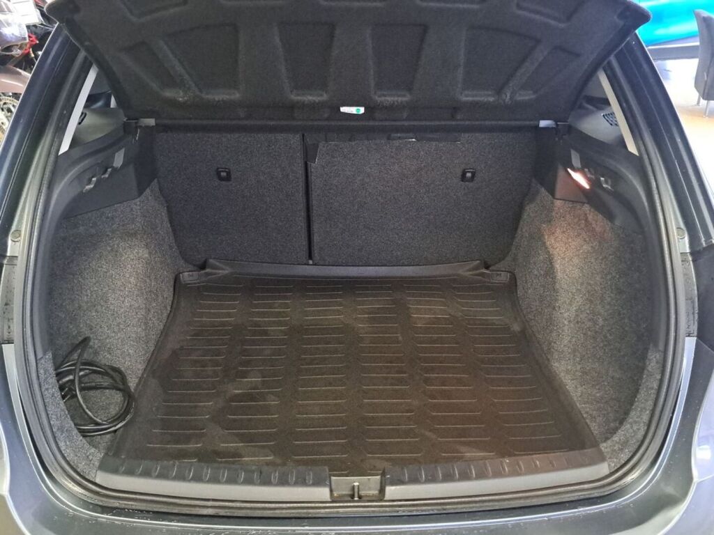 Seat Ibiza ST 2016 Harmaa