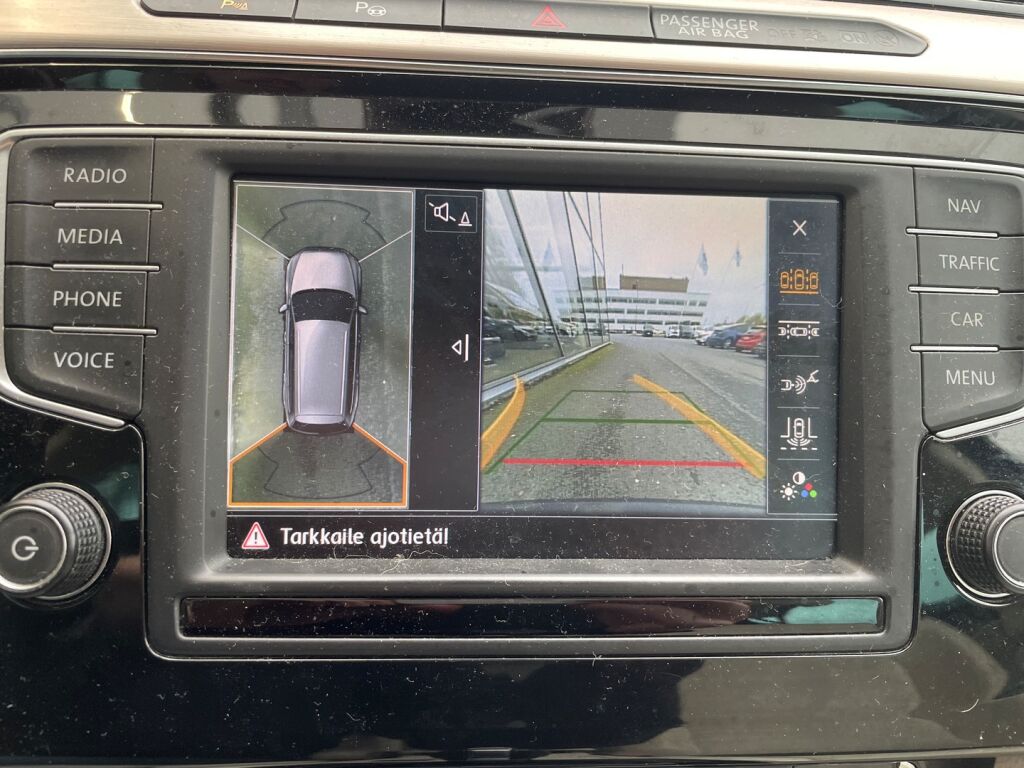 Volkswagen Passat 2017 Musta