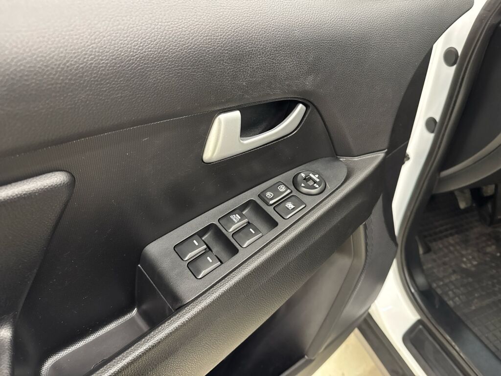 Kia Sportage 2016 Valkoinen