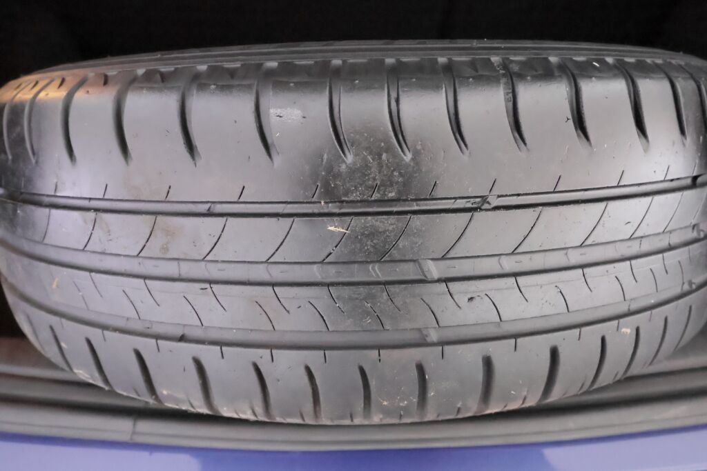 Peugeot 208 2016 Sininen