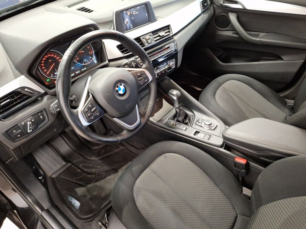 BMW X1 2016 Musta