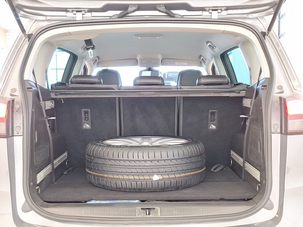 Opel Zafira Tourer 2016 Harmaa