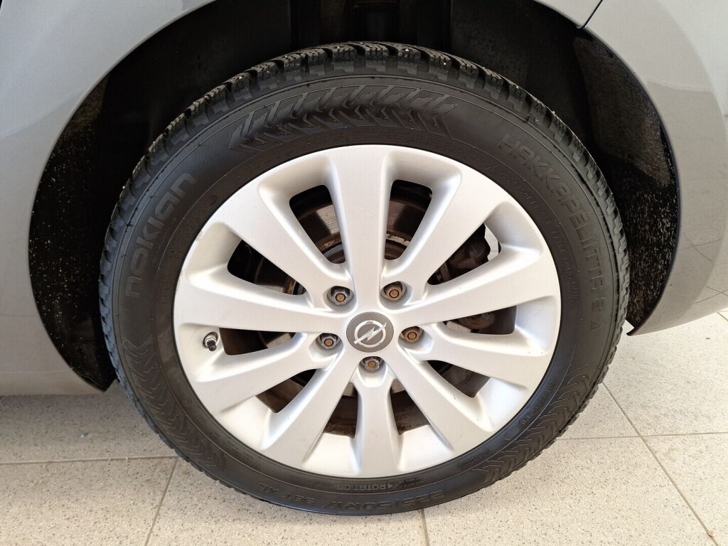 Opel Zafira Tourer 2016 Harmaa