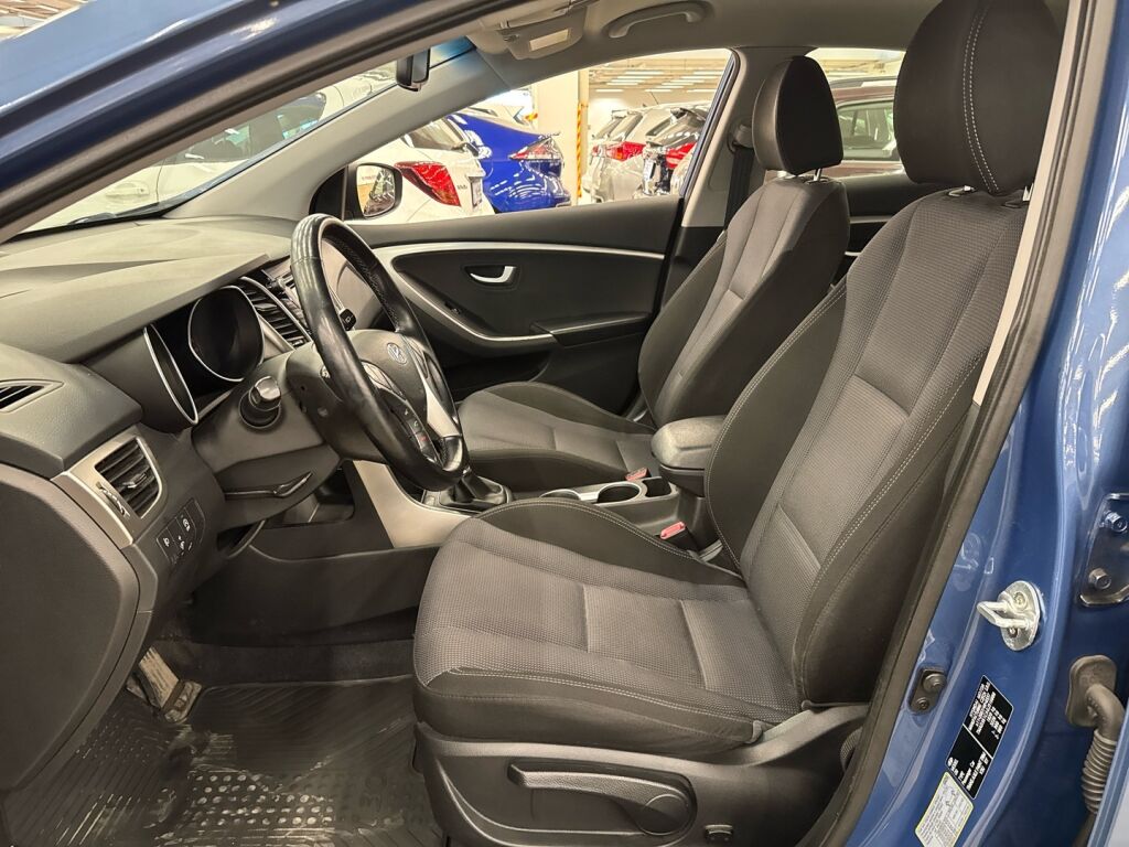 Hyundai i30 5d 2016 Sininen