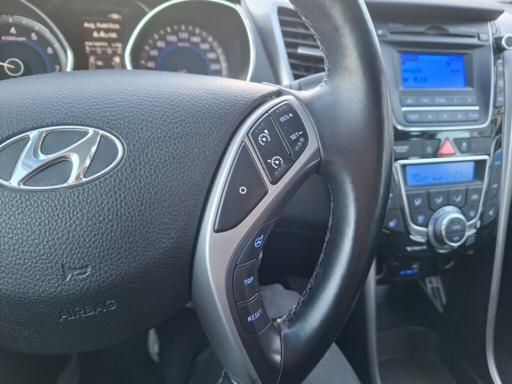 Hyundai i30 5d 2016 Sininen