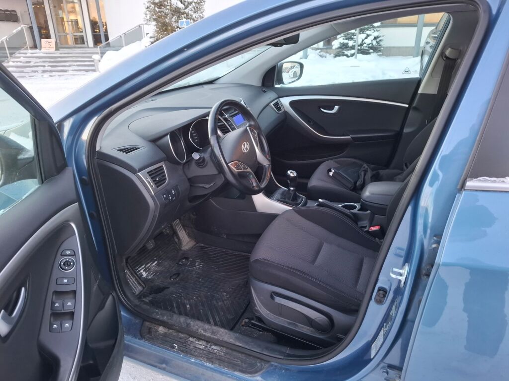 Hyundai i30 5d 2016 Sininen