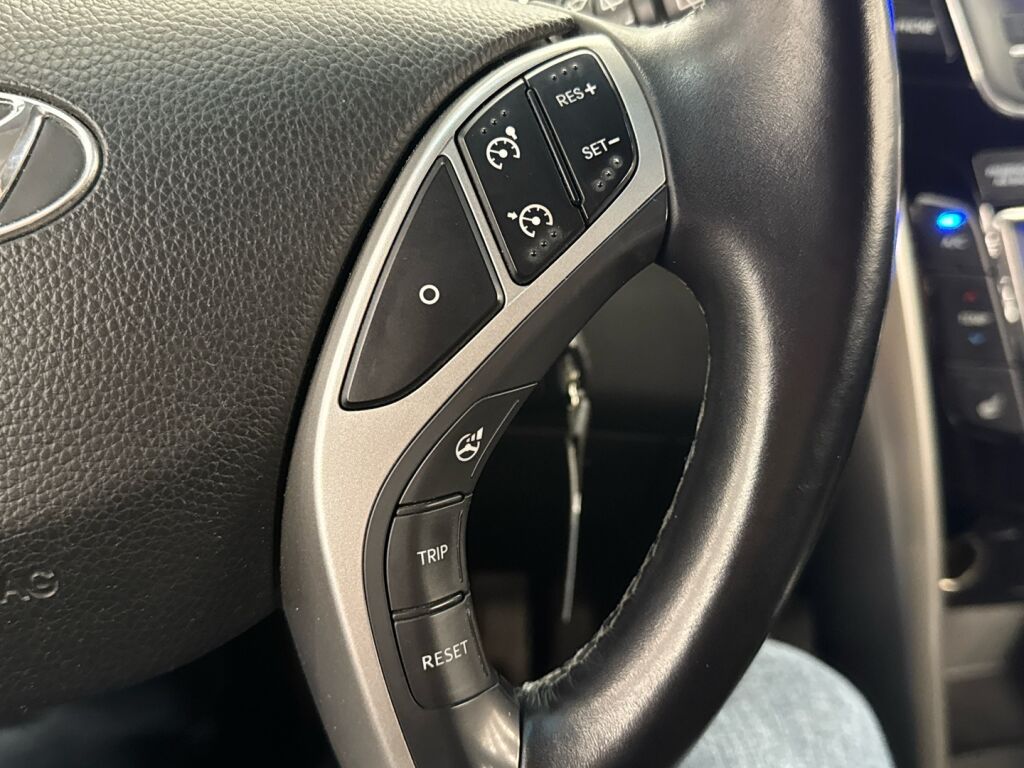 Hyundai i30 5d 2016 Sininen