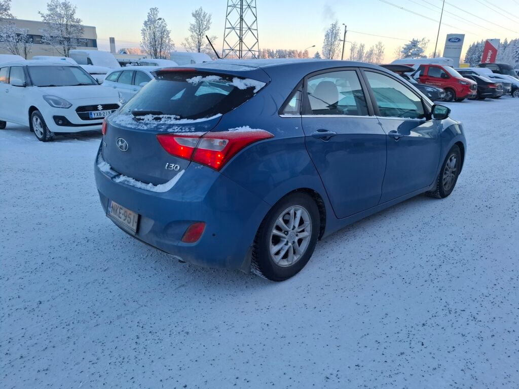Hyundai i30 5d 2016 Sininen