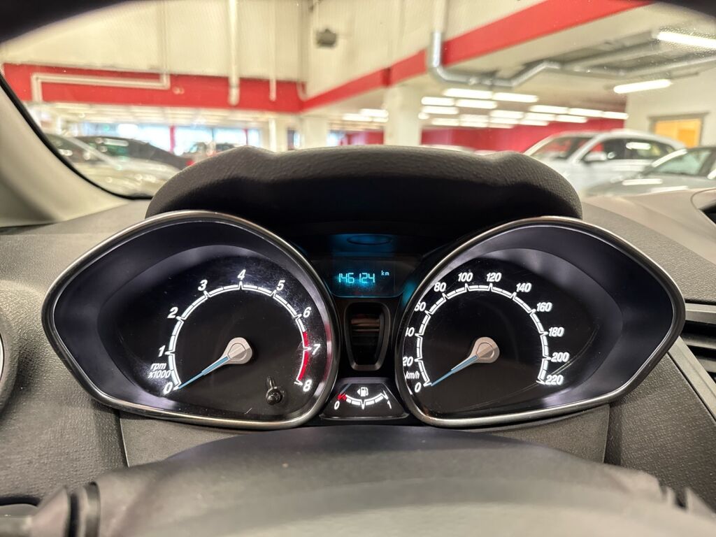 Ford Fiesta 2016 Valkoinen