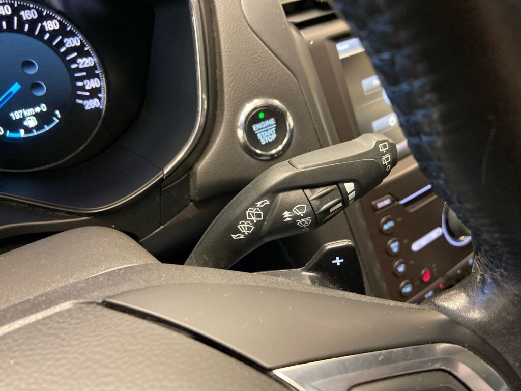 Ford Mondeo 2016 Sininen