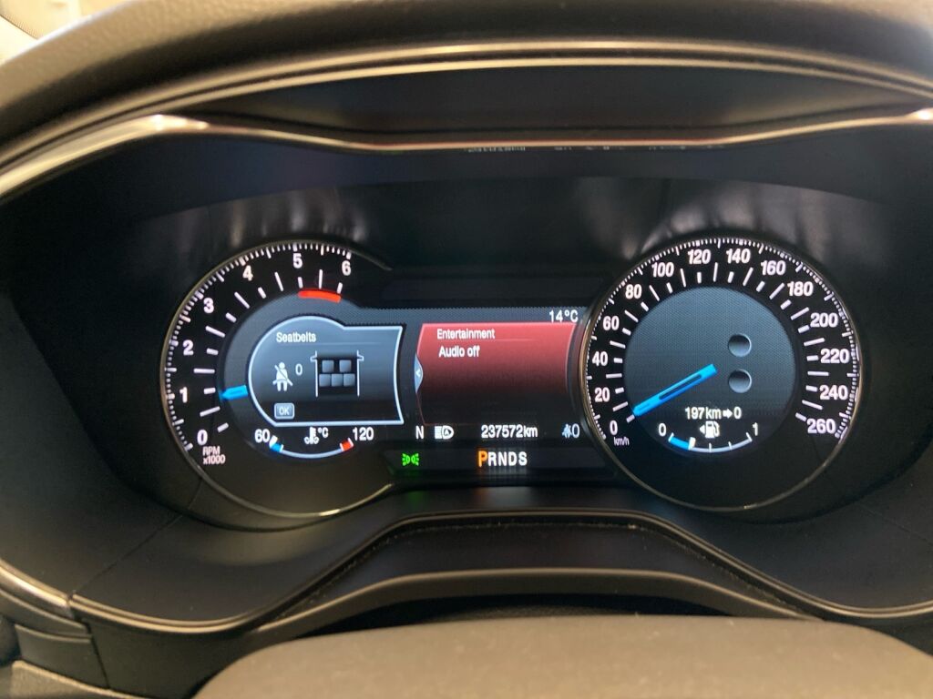 Ford Mondeo 2016 Sininen