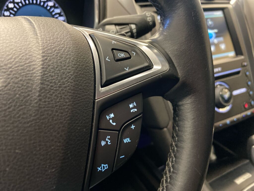 Ford Mondeo 2016 Sininen