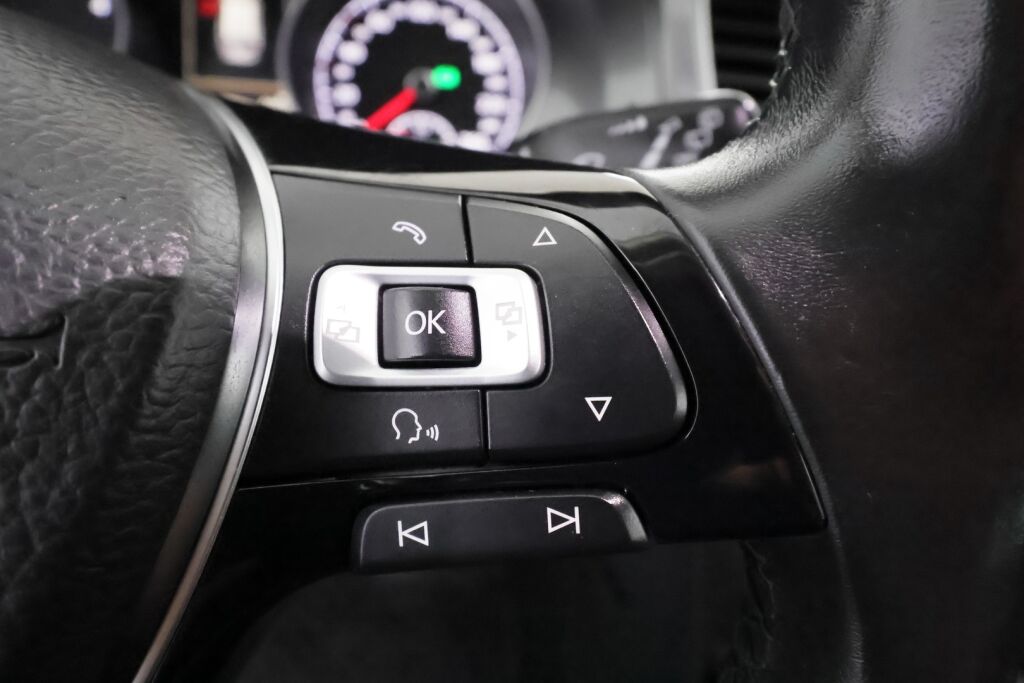 Volkswagen Golf 2016 Harmaa