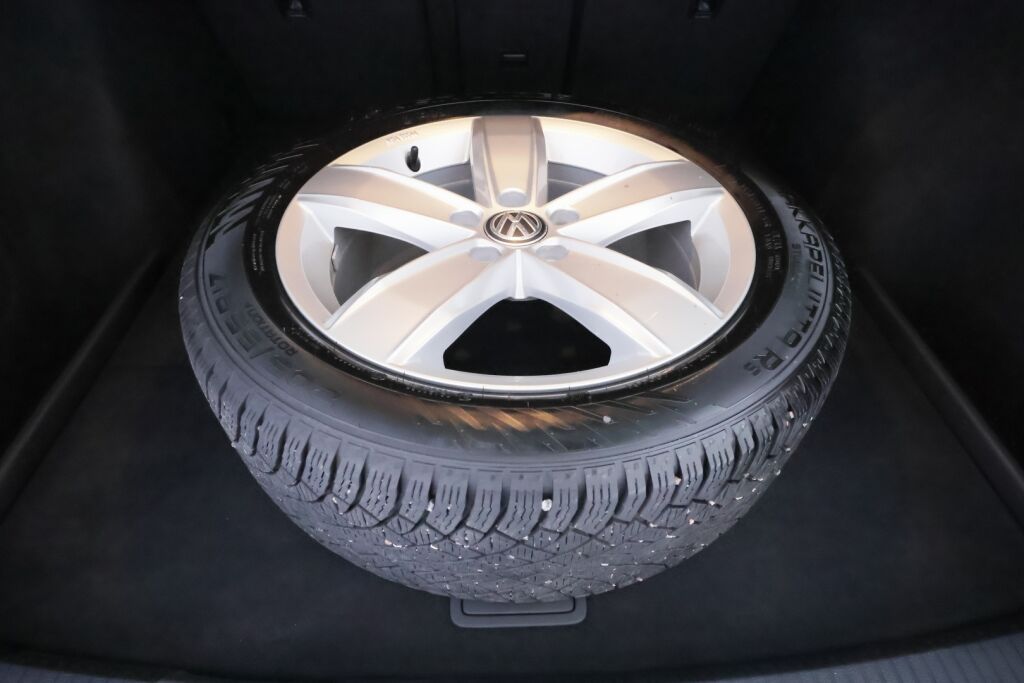 Volkswagen Golf 2016 Harmaa