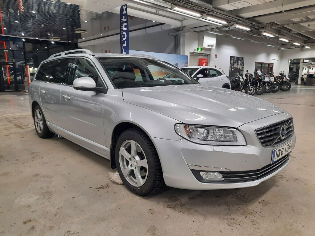 Volvo V70 2016 Harmaa
