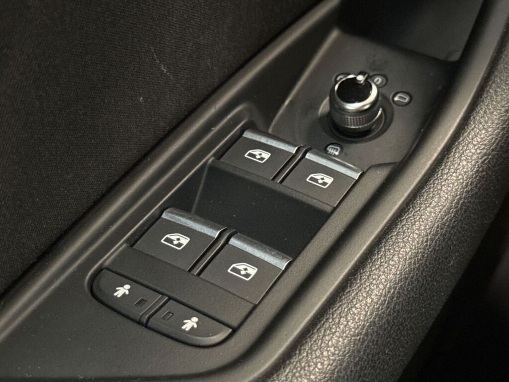 Audi A4 2016 Valkoinen
