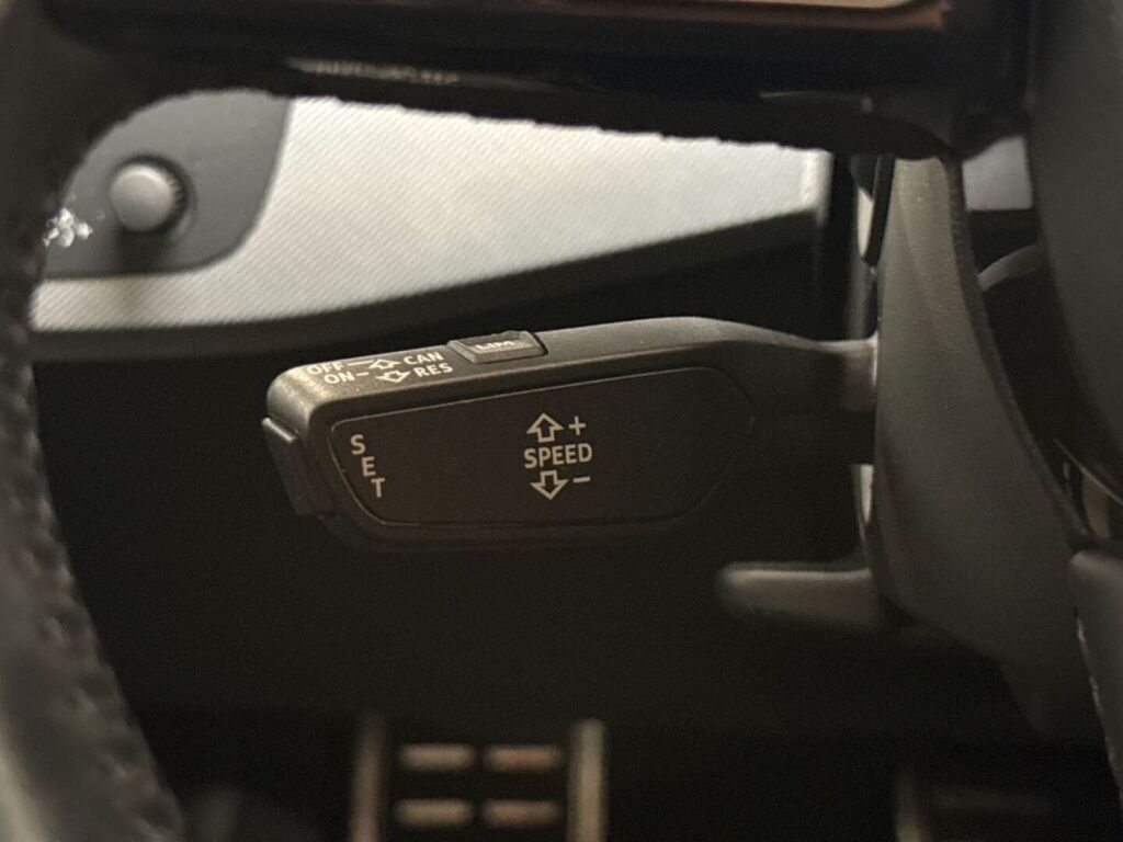 Audi A4 2016 Valkoinen