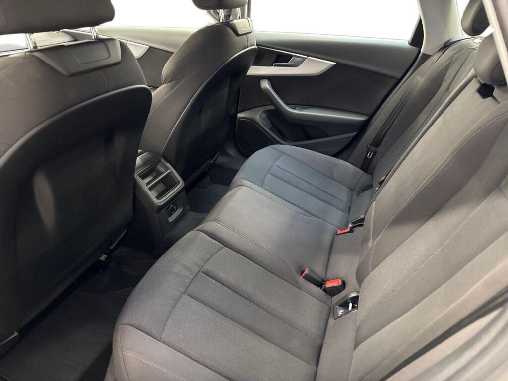 Audi A4 2016 Valkoinen