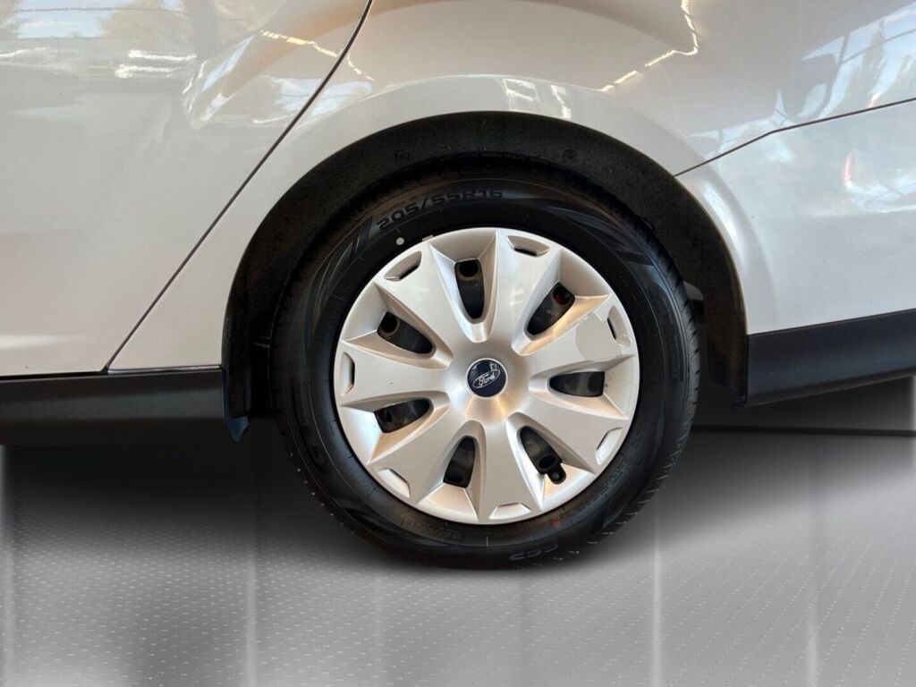 Ford Focus 2017 Harmaa