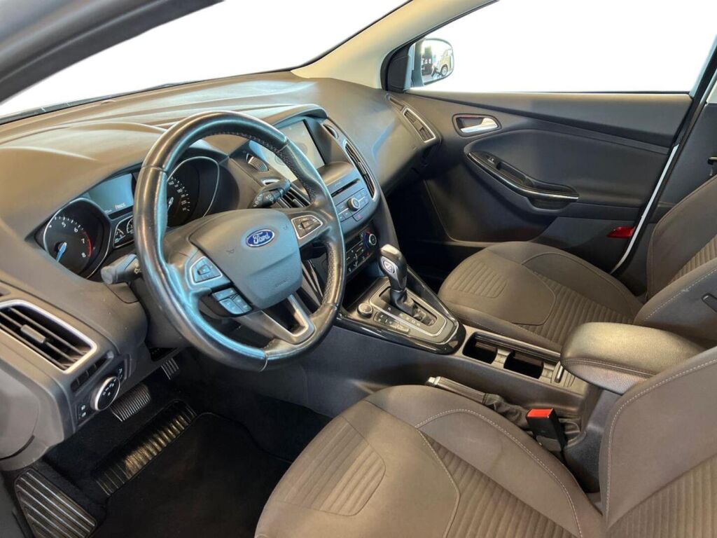 Ford Focus 2017 Harmaa