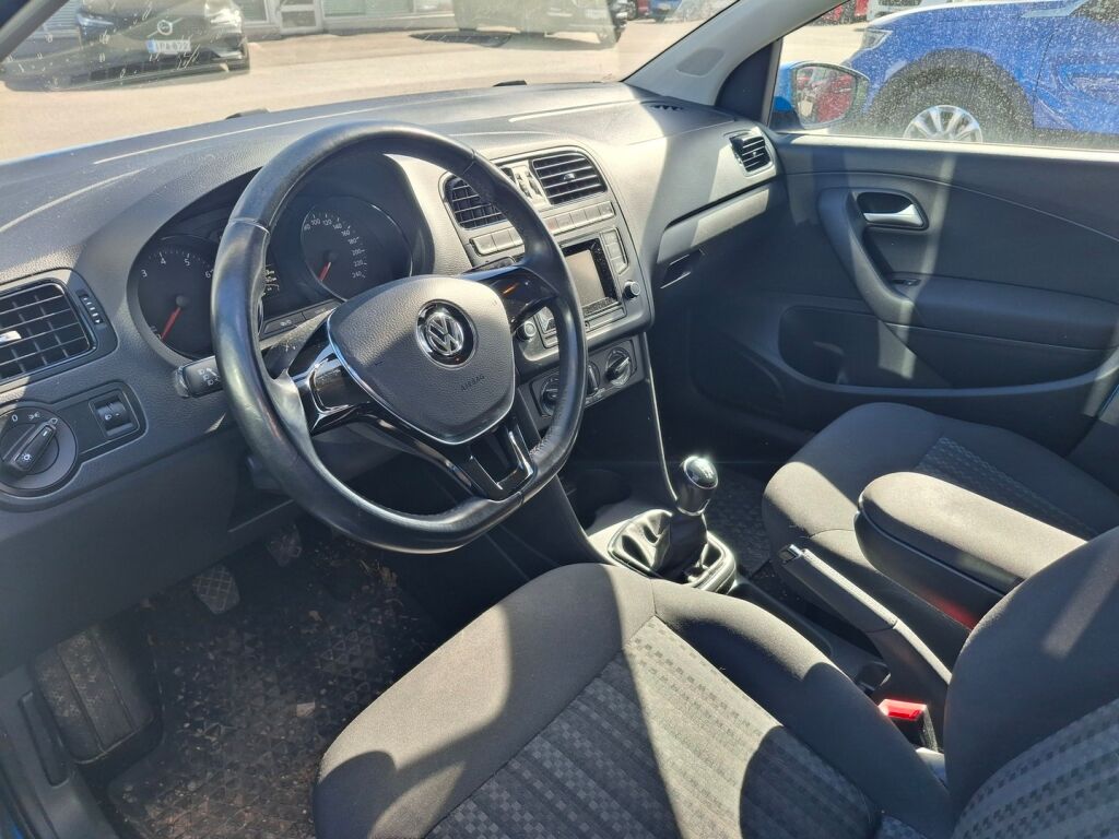 Volkswagen Polo 2016 Sininen