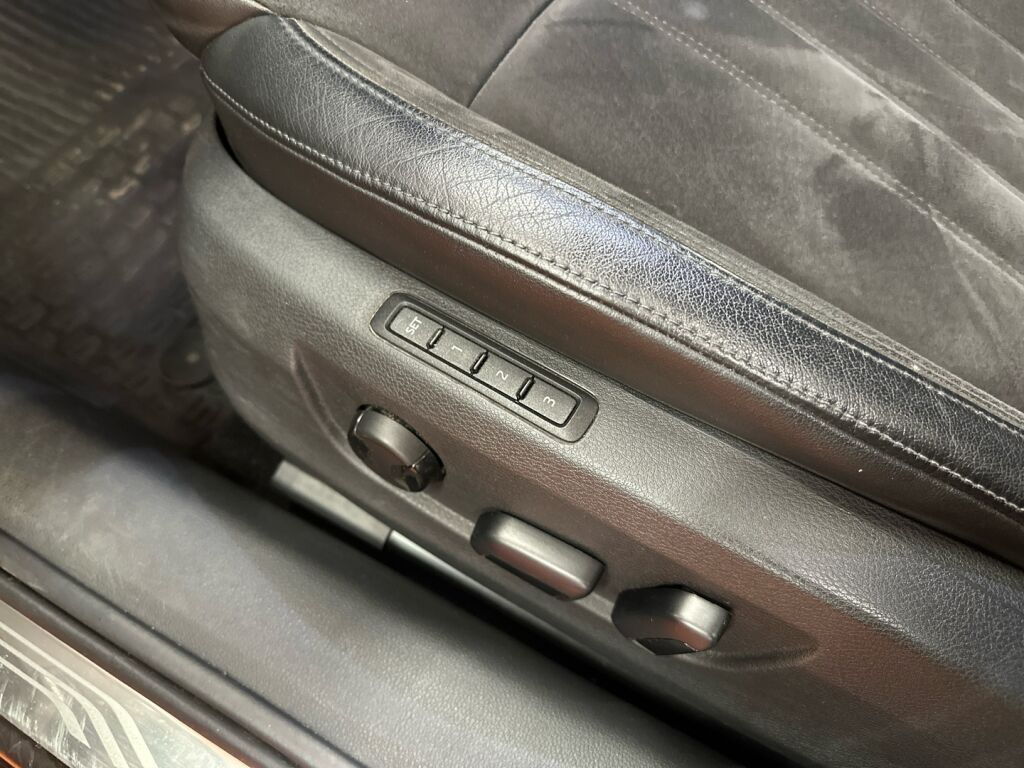 Skoda Superb 2017 Ruskea (beige)