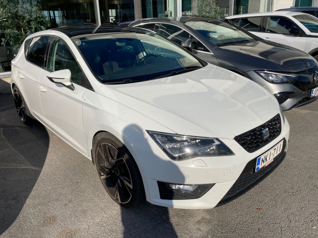 Seat Leon 2016 Valkoinen