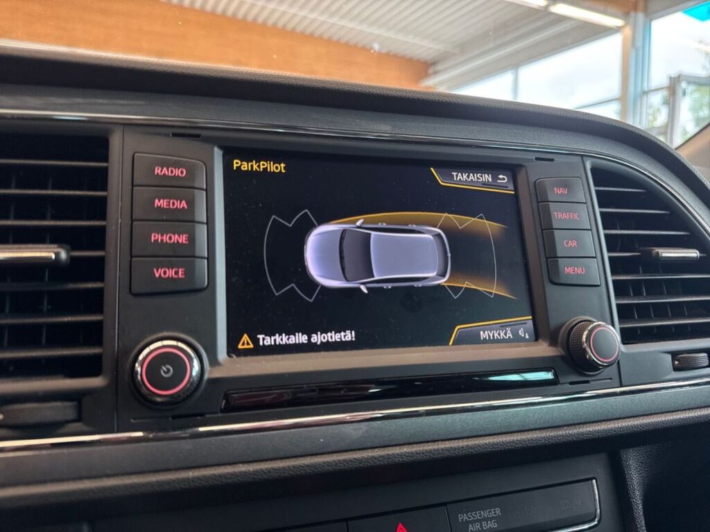 Seat Leon 2016 Valkoinen
