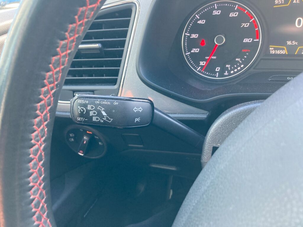 Seat Leon 2016 Valkoinen