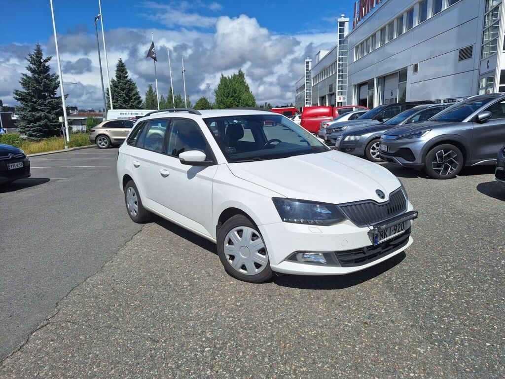 Skoda Fabia 2016 Valkoinen
