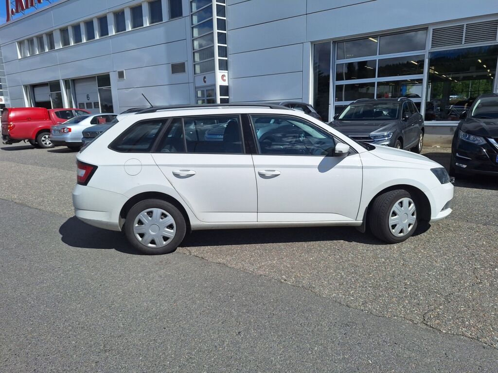 Skoda Fabia 2016 Valkoinen