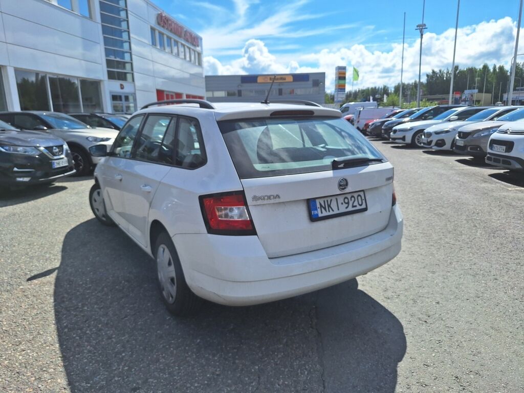 Skoda Fabia 2016 Valkoinen