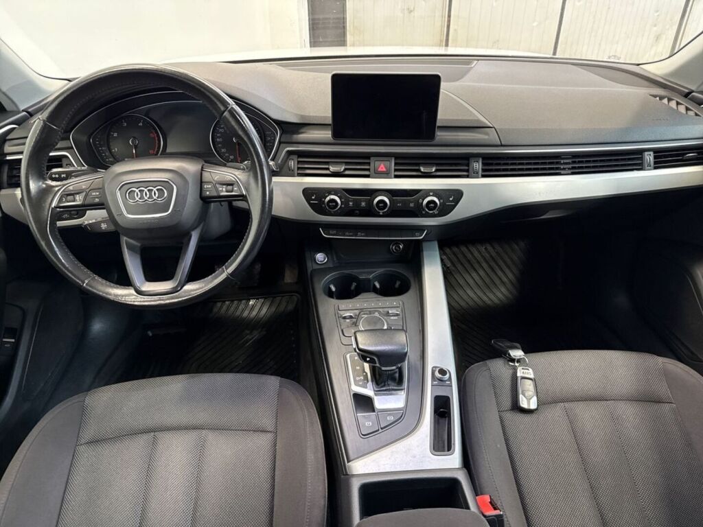 Audi A4 2016 Valkoinen