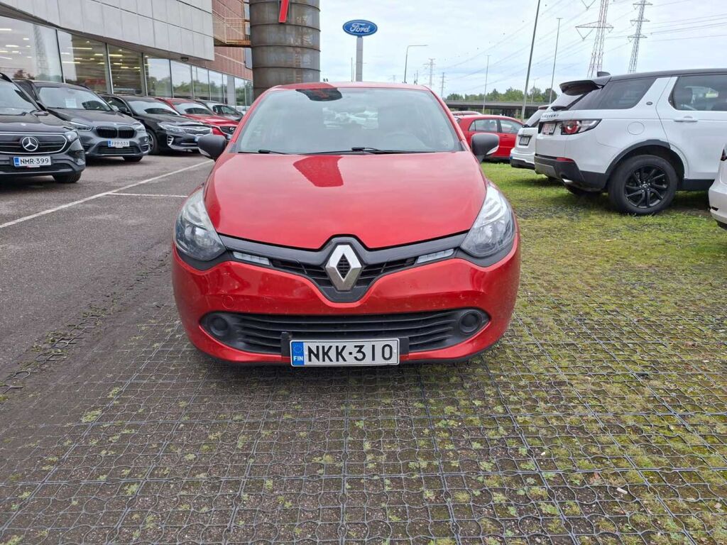 Renault Clio 2016 Punainen