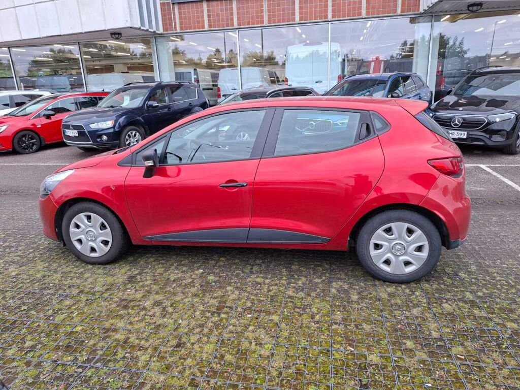 Renault Clio 2016 Punainen