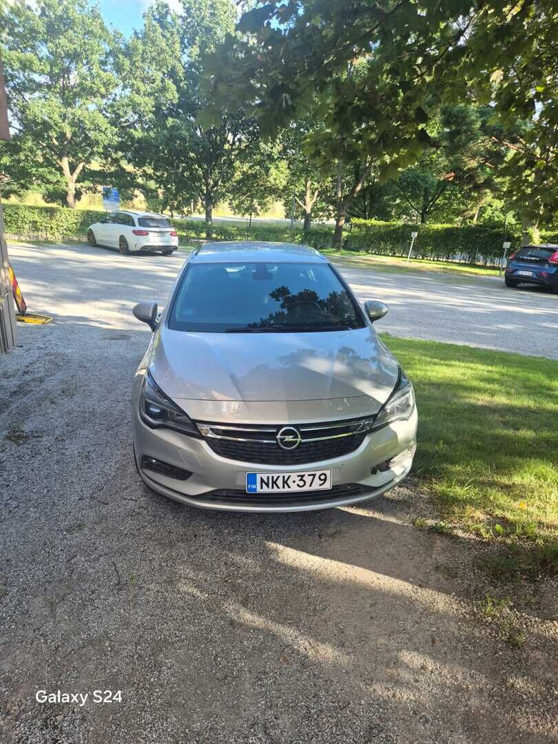 Opel Astra 2016 Hopea