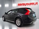 Volvo V60 Cross Country 2016 Musta