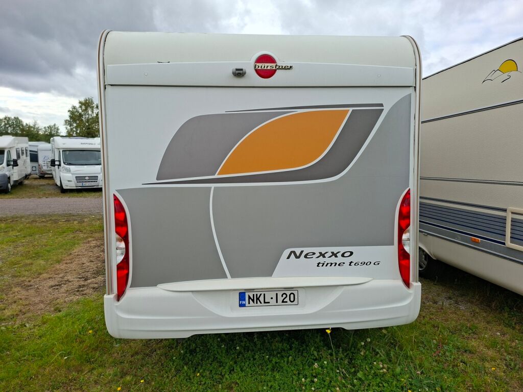 Bürstner Nexxo Time T 690 G 2016 Valkoinen