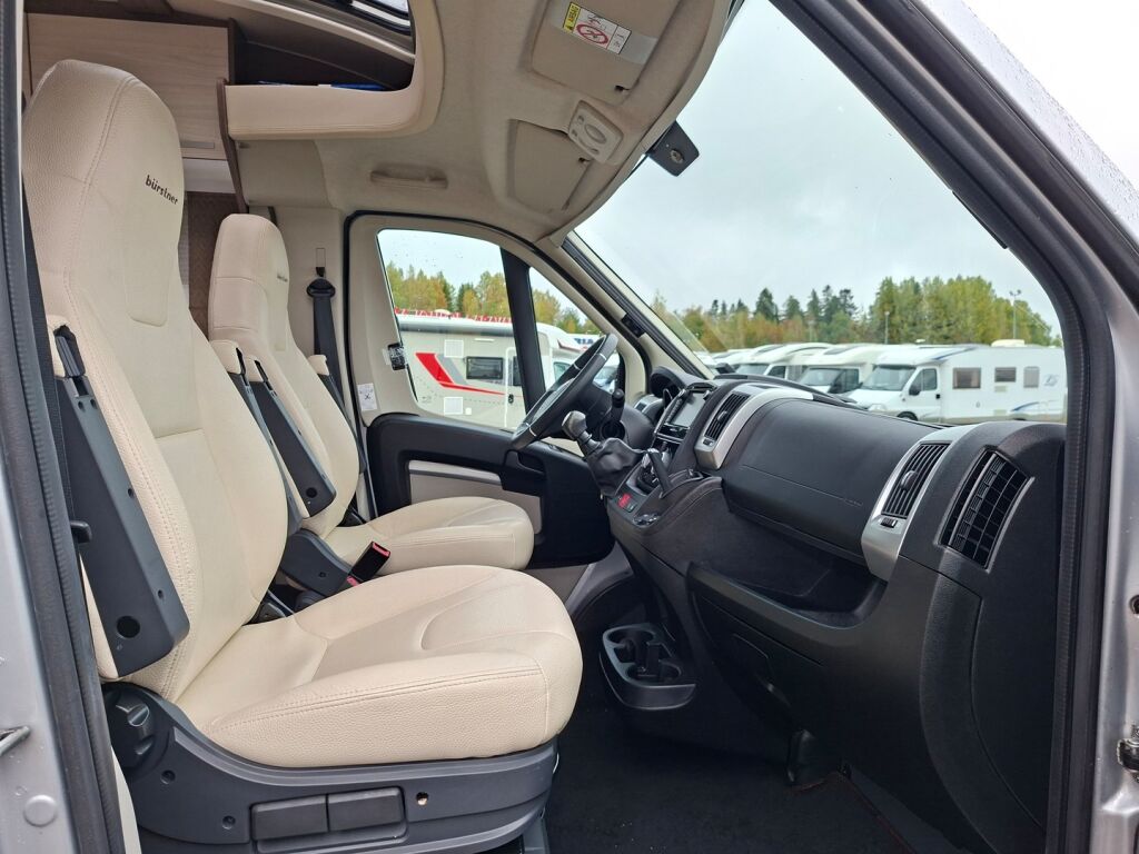 Bürstner Nexxo Time T 690 G 2016 Valkoinen
