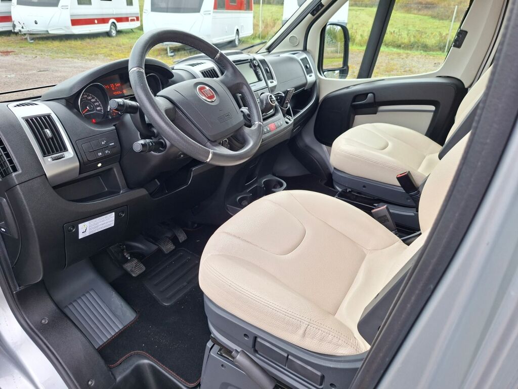 Bürstner Nexxo Time T 690 G 2016 Valkoinen